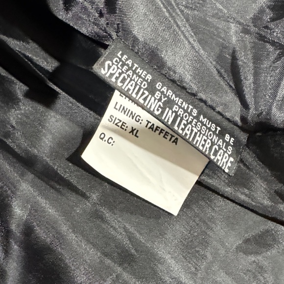 Chrome Gear Vintage Women's Black Leather Women's Jacket 3M Thinsulate XL - Picture 15 of 16